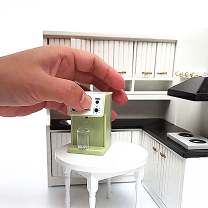 Mini water dispenser: rechargeable and functional for real use